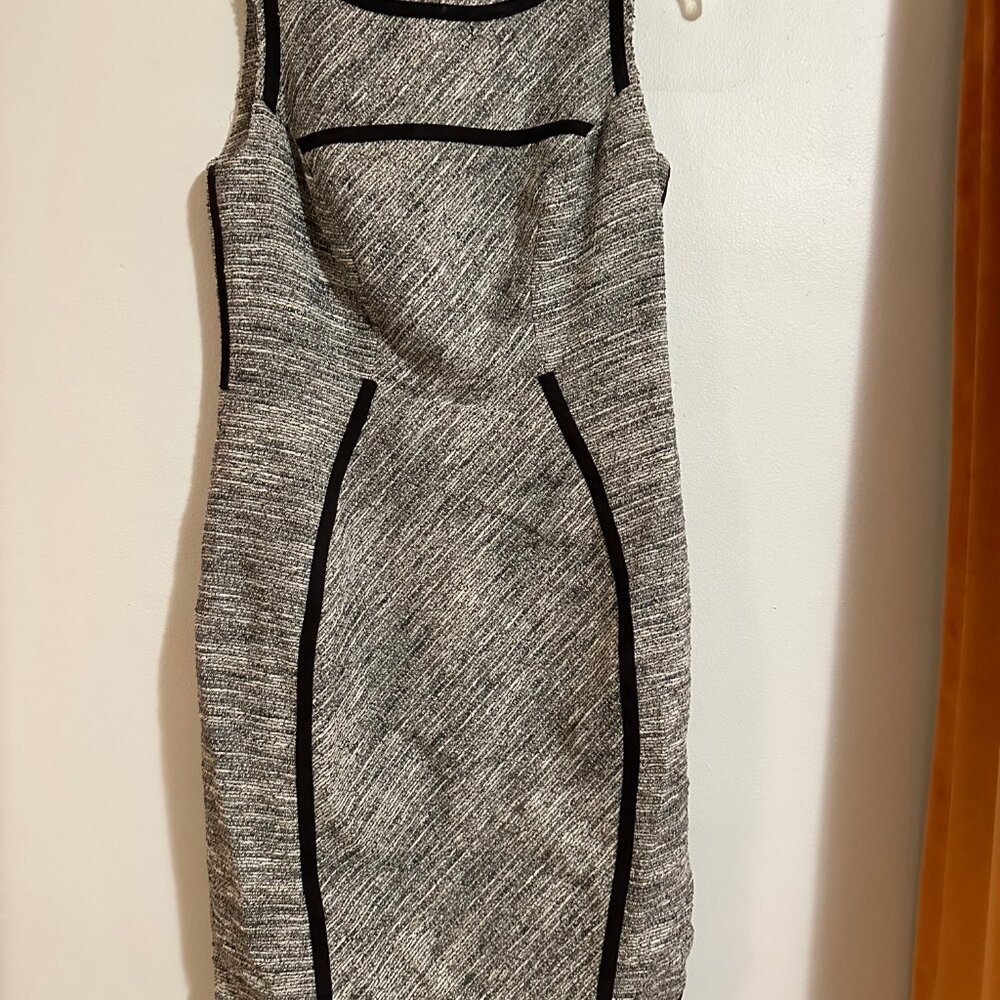 Yoana Baraschi Grey and Black Sleeveless A Line Dress Size 8